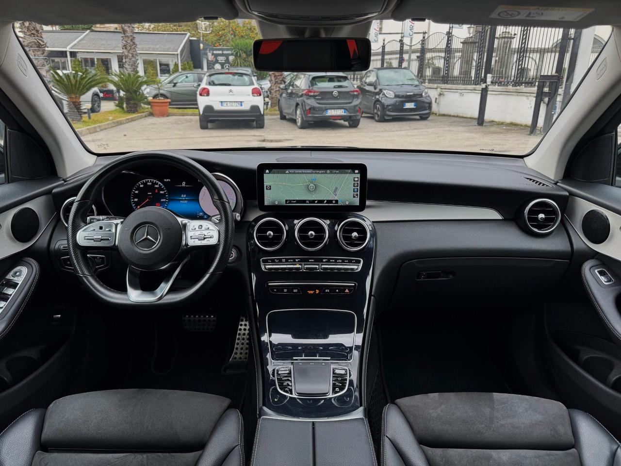 Mercedes-Benz GLC 200 d Premium AMG 4MATIC