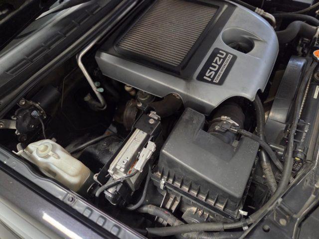 ISUZU D-Max 2.5 TD cat 4WD Pick-up SERVICE ISUZU