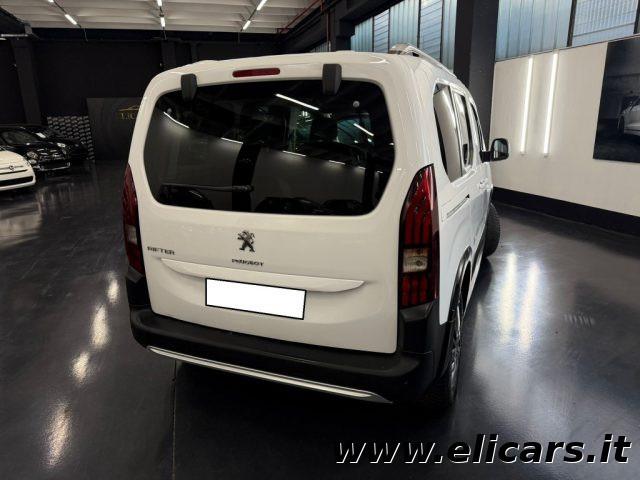 PEUGEOT Rifter Puretech 110 S&S Allure Standard