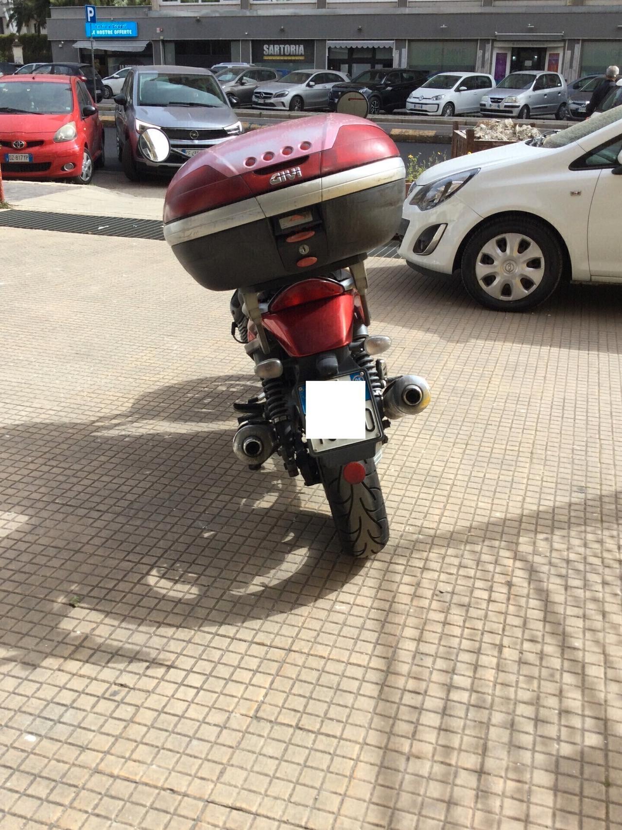 Moto Guzzi Breva 750