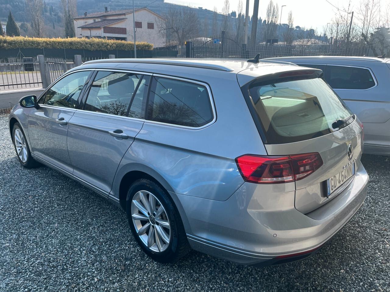 Volkswagen Passat Variant 2.0 TDI SCR EVO DSG Business 04/2021