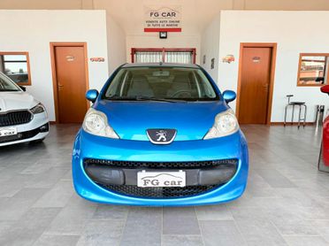 Peugeot 107 1.0 5 porte 68CV NEOPATENTATI