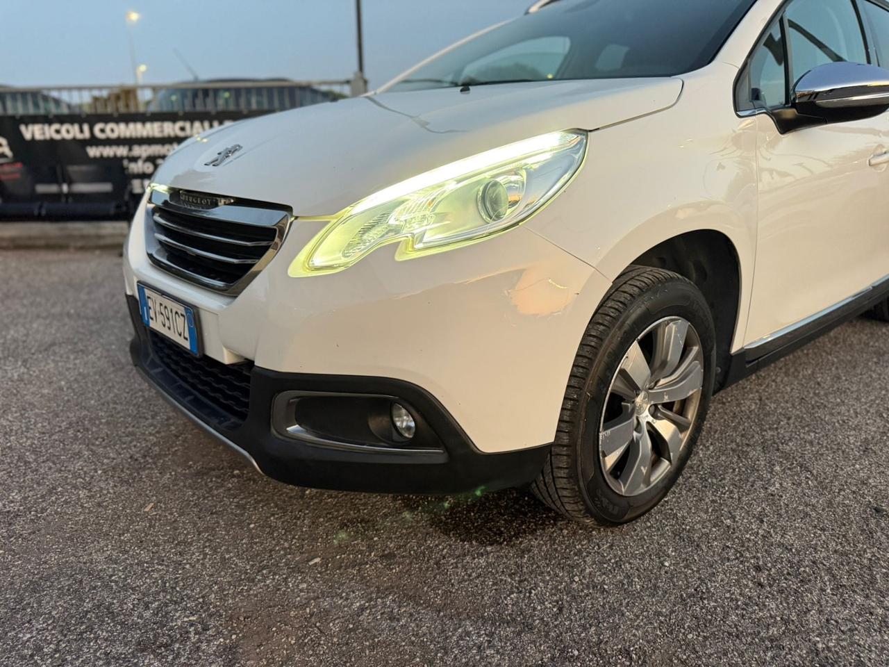 Peugeot 2008 1.2 VTi 82CV Allure NEOPATENTATI