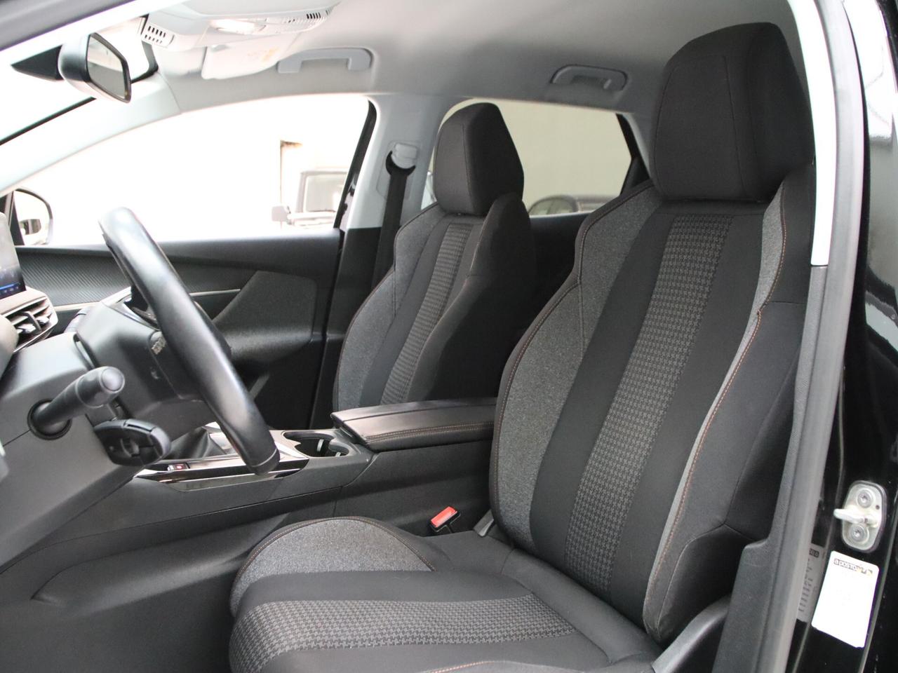 Peugeot 3008 1.5 bluehdi Active