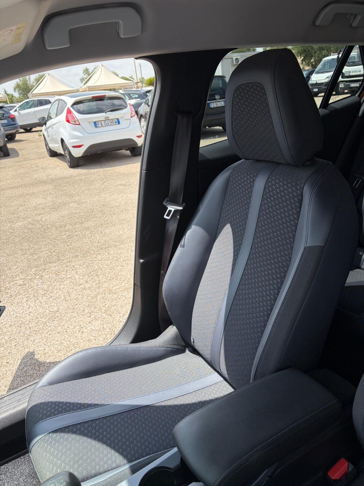 Peugeot 2008 BlueHDi 100 S&S Active