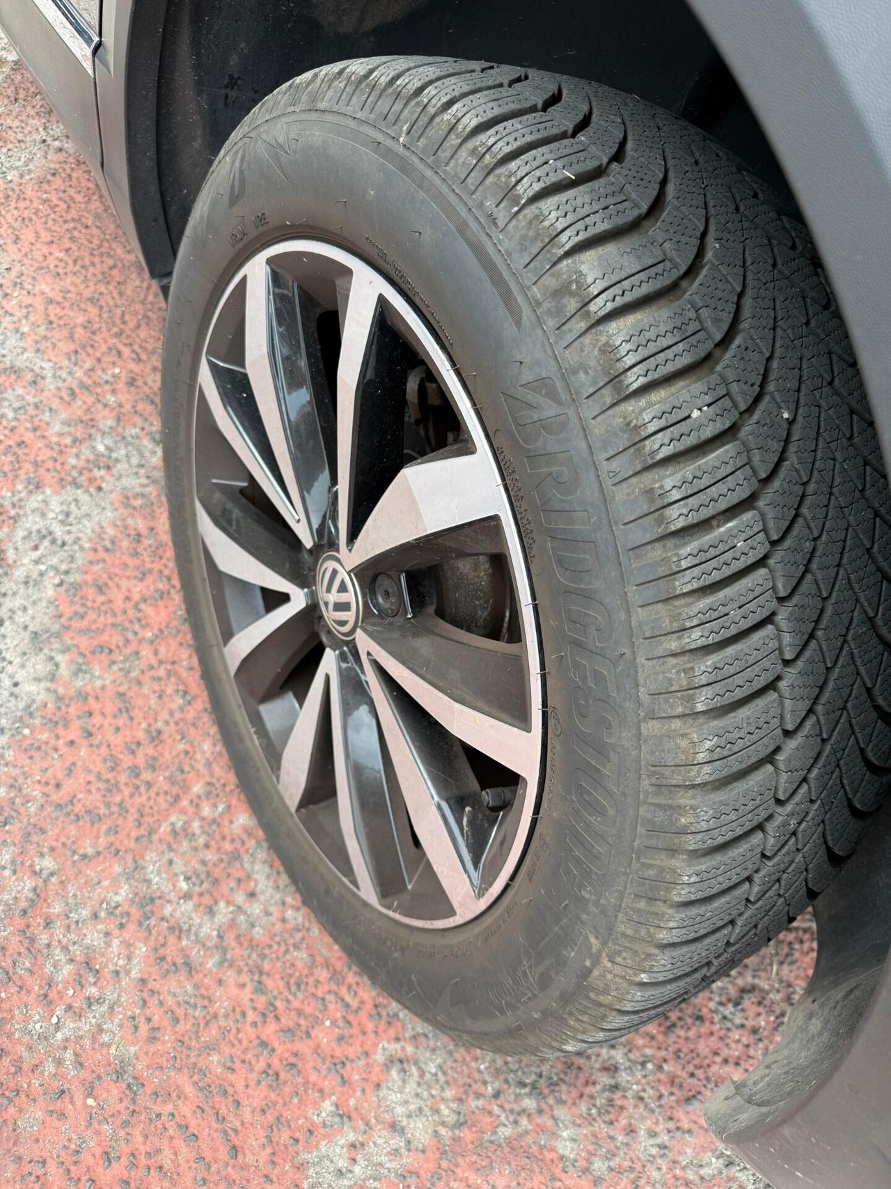 Volkswagen T-Roc 150CV DSG *AUTOMATICA