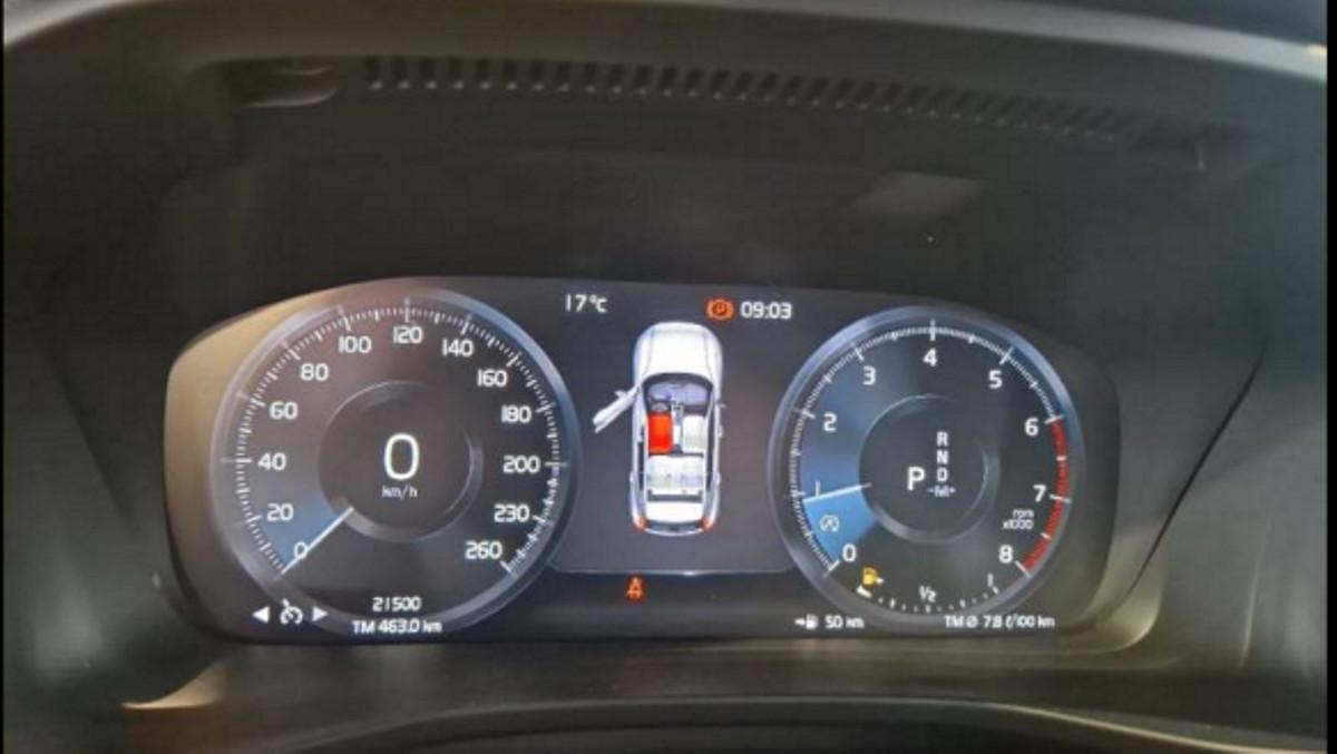 VOLVO Xc40 T2 Automatico Core N-1