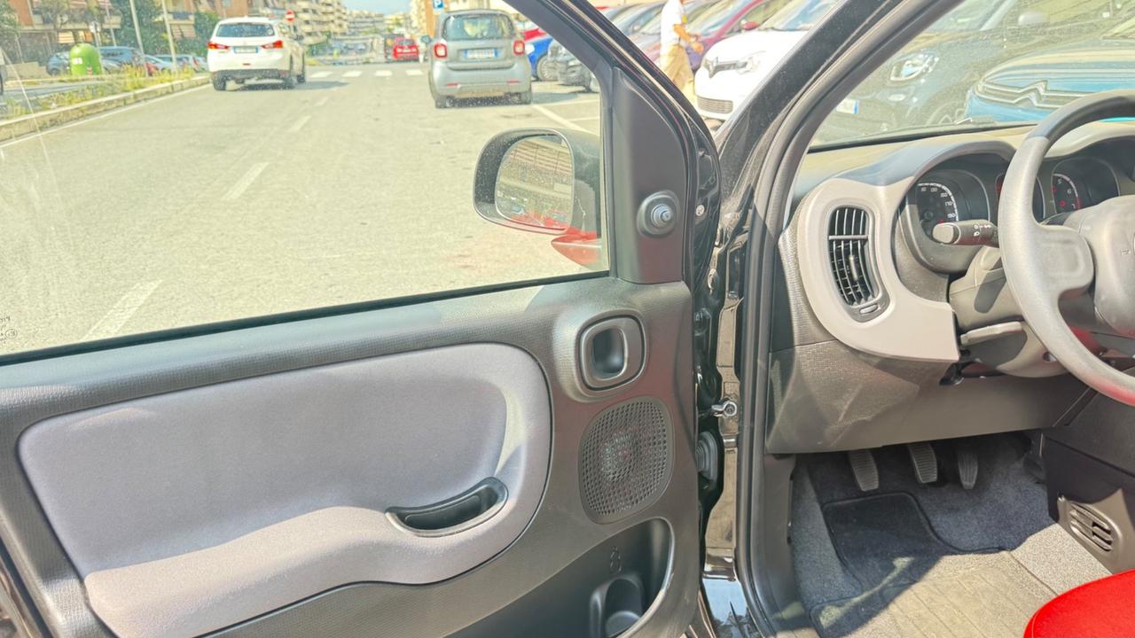 Fiat Panda 1.2 Lounge LED PDC PERFETTISSIMA PARI AL NUOVO