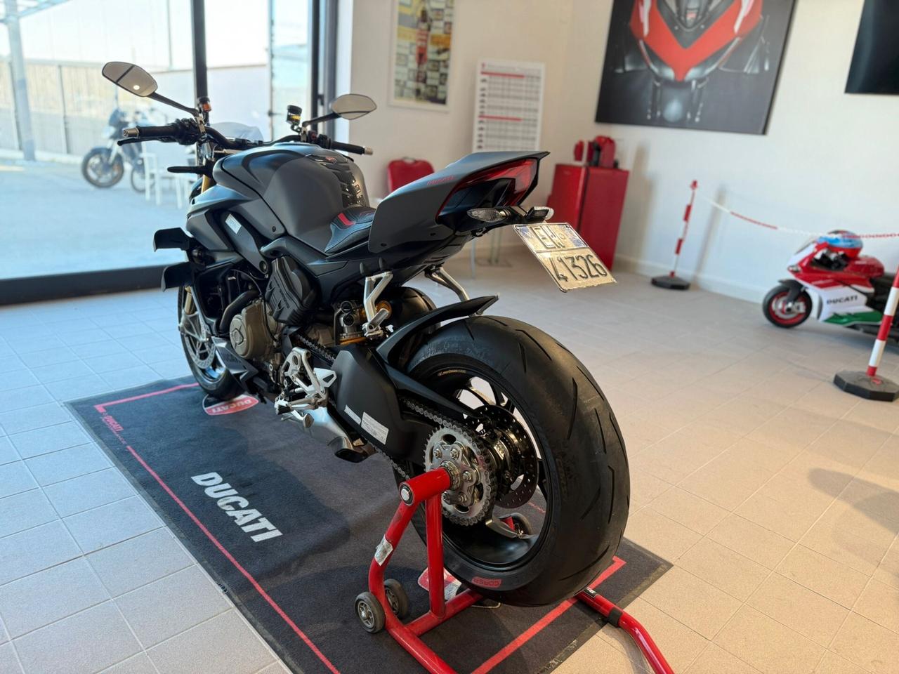 Ducati Streetfighter V4 S ABS