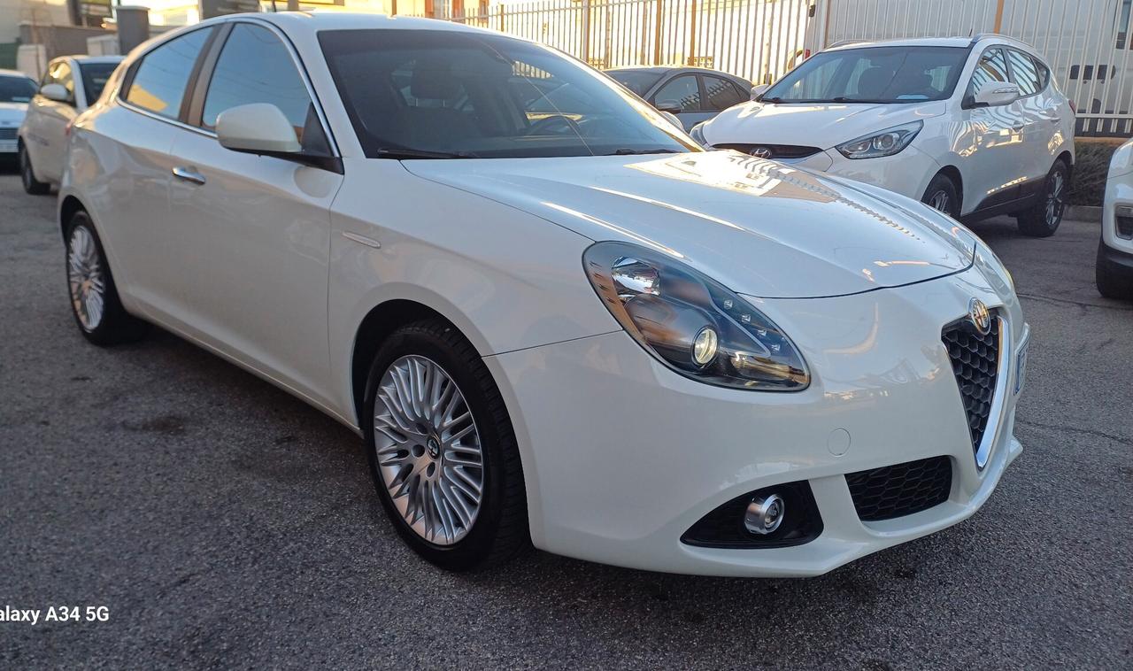 Alfa Romeo Giulietta 1.6 JTDm-2 120 CV Exclusive