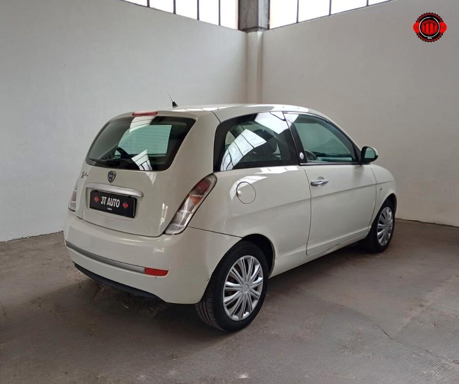 Lancia Ypsilon 1.4 argento ecochic GPL