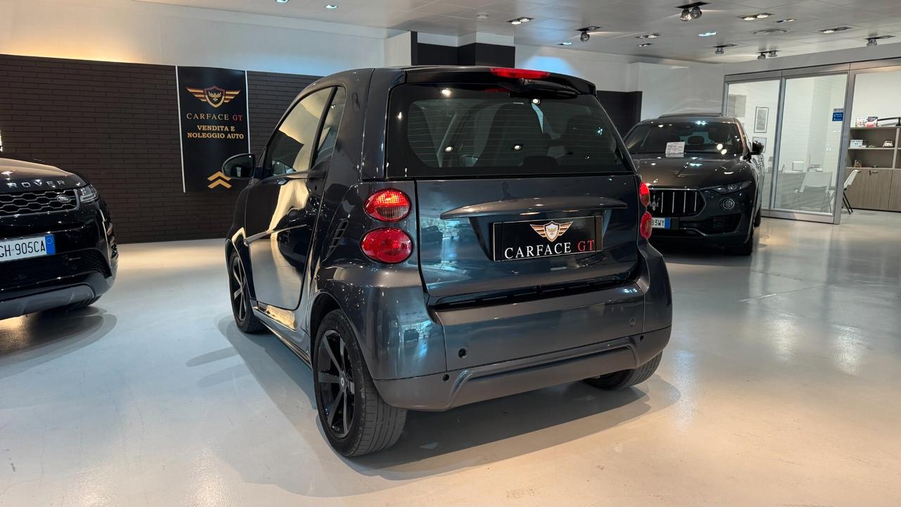 SMART FORTWO 0.8 BENZINA 71CV - 2011