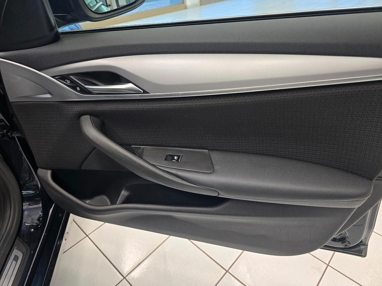 Bmw 520d 48V Touring Business 190cv 2020