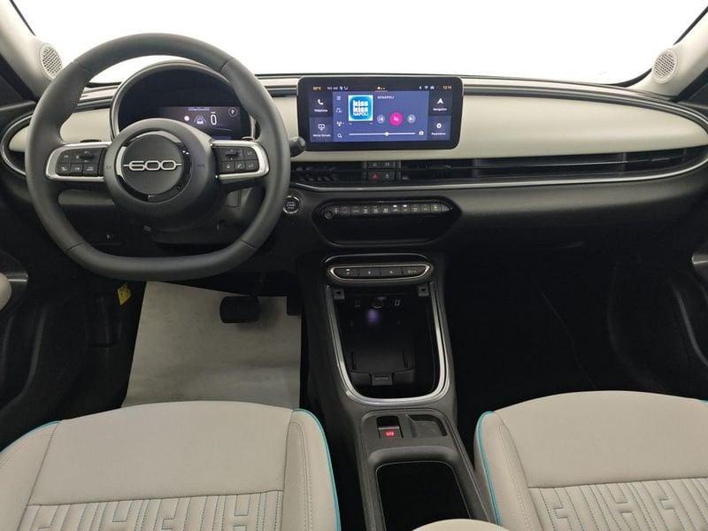 FIAT 600 Hybrid 110 CV DCT MHEV La Prima