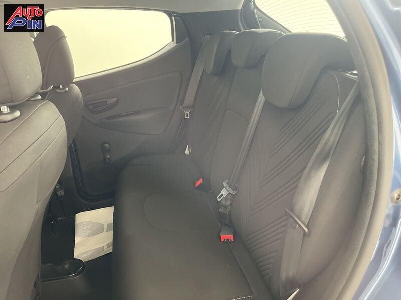 Lancia Ypsilon 1.0 FireFly 5 porte S&S Hybrid Gold