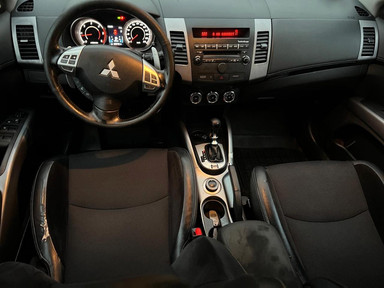 Mitsubishi Outlander 2.2 DI-D TC-SST Instyle DPF 7p