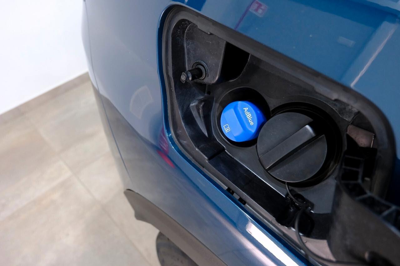 Peugeot 3008 1.5oo Blue HDi 130cv ALLURE EAT Cockpit