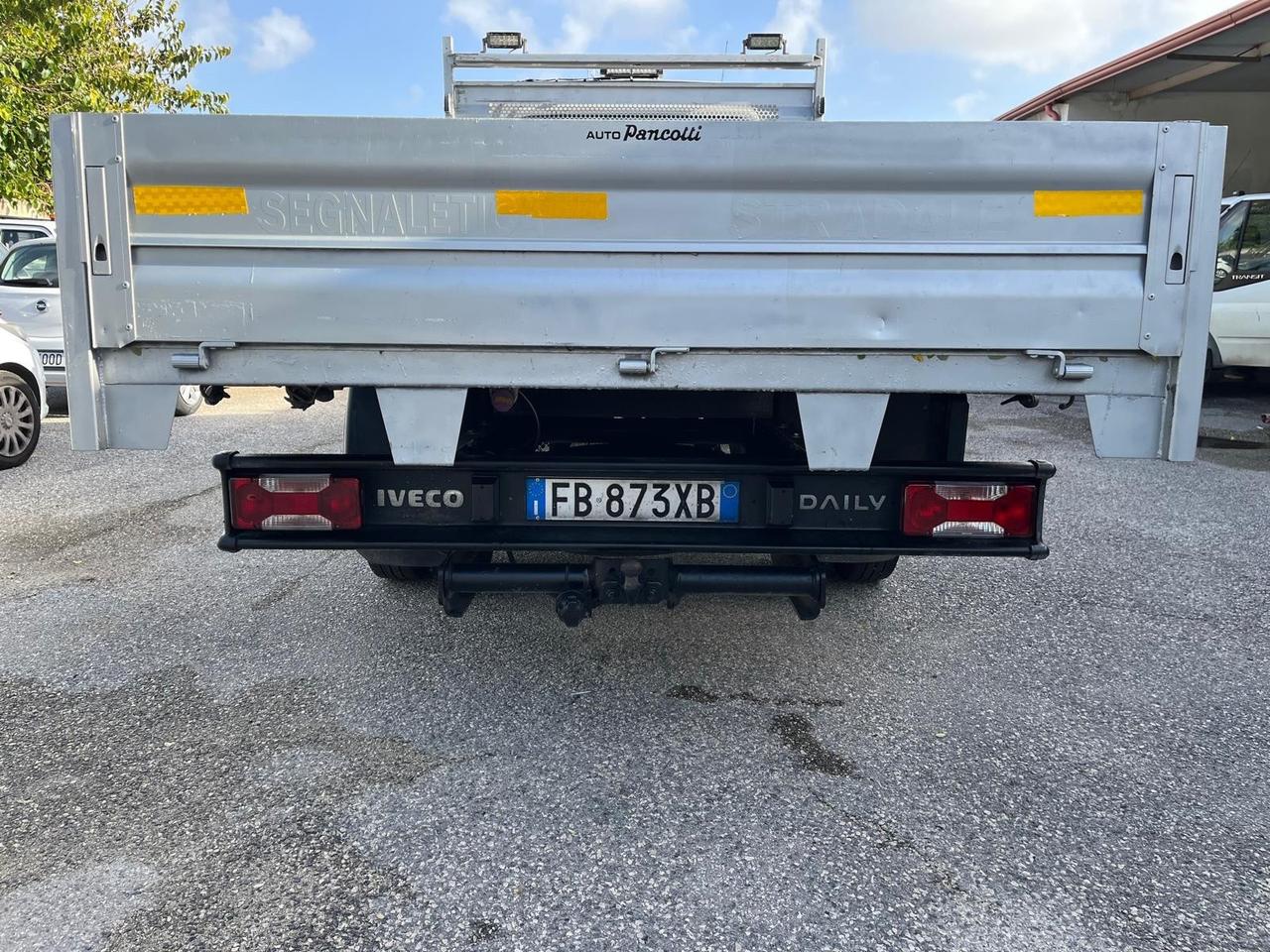 Iveco Daily 2.3 HPI 35-i30- cassonato/gemell.-2016