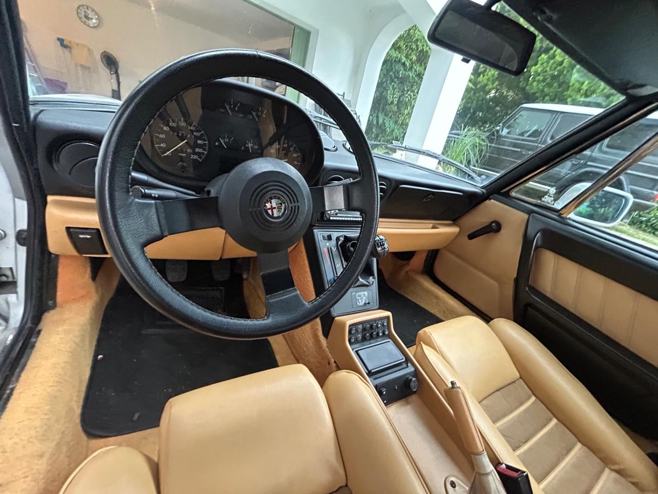 Alfa Romeo Spider 2000 pininfarina