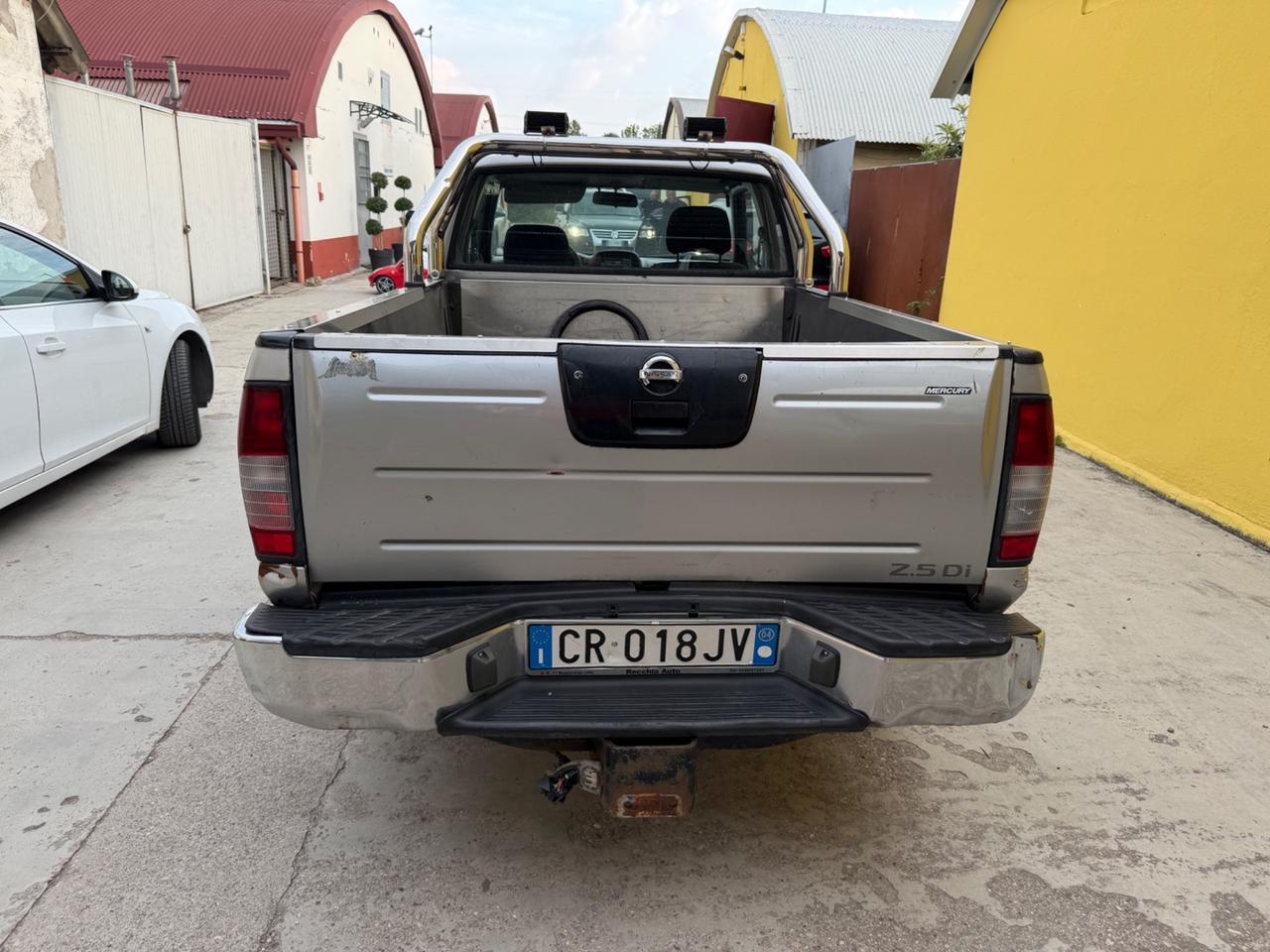 Nissan Navara King Kab con clima - 2004