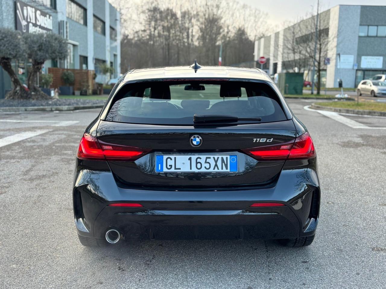 Bmw 116 116d 5p. Msport