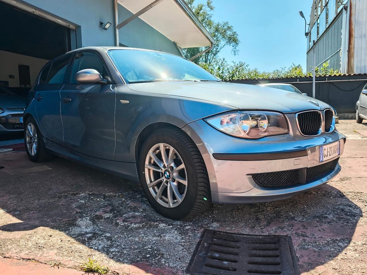 Bmw 118i Futura AUT. SOLO 90MILA KM AUTO DA VETRINA!!!!!!!!!!!
