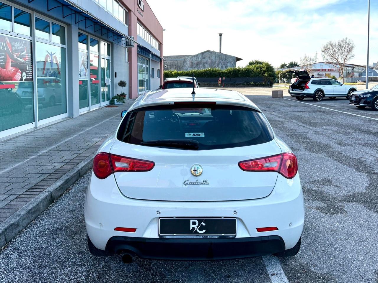 Alfa Romeo Giulietta 1.6 jtdm Neopatentati