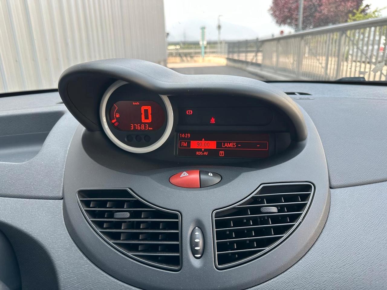 Renault Twingo 1.2 16V Live