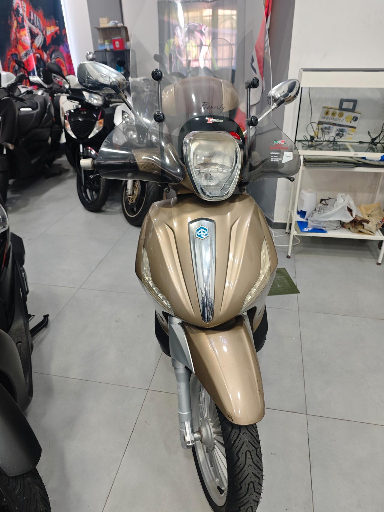 Piaggio Beverly 300 i.e. 300ie