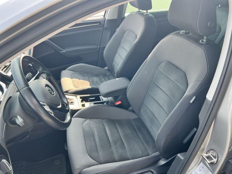 Volkswagen Golf 1.5 TGI DSG 5p. Executive BMT *Unico Proprietario*
