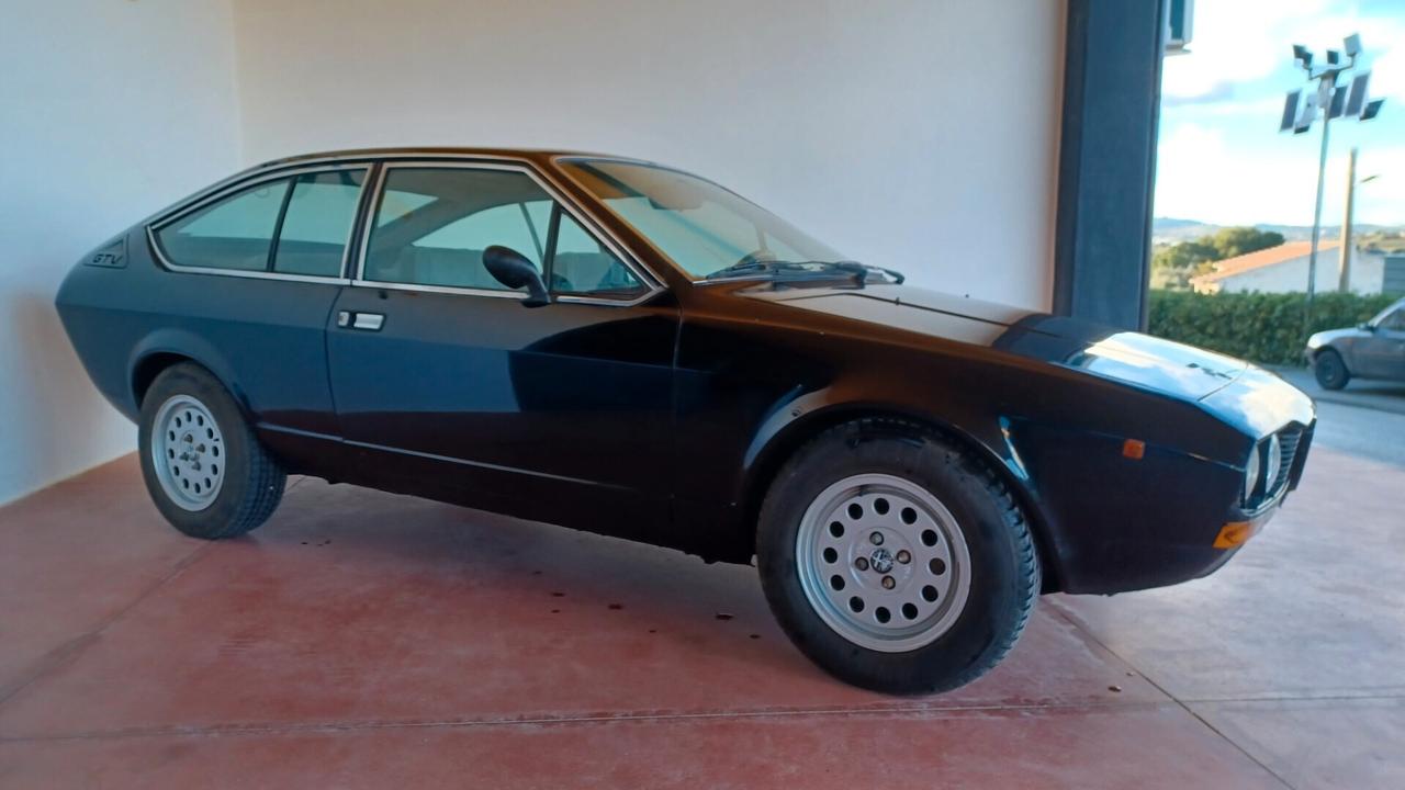 Alfa Romeo Alfetta GTV 2.0 L 131 CV ARIA CONDIZIONATA