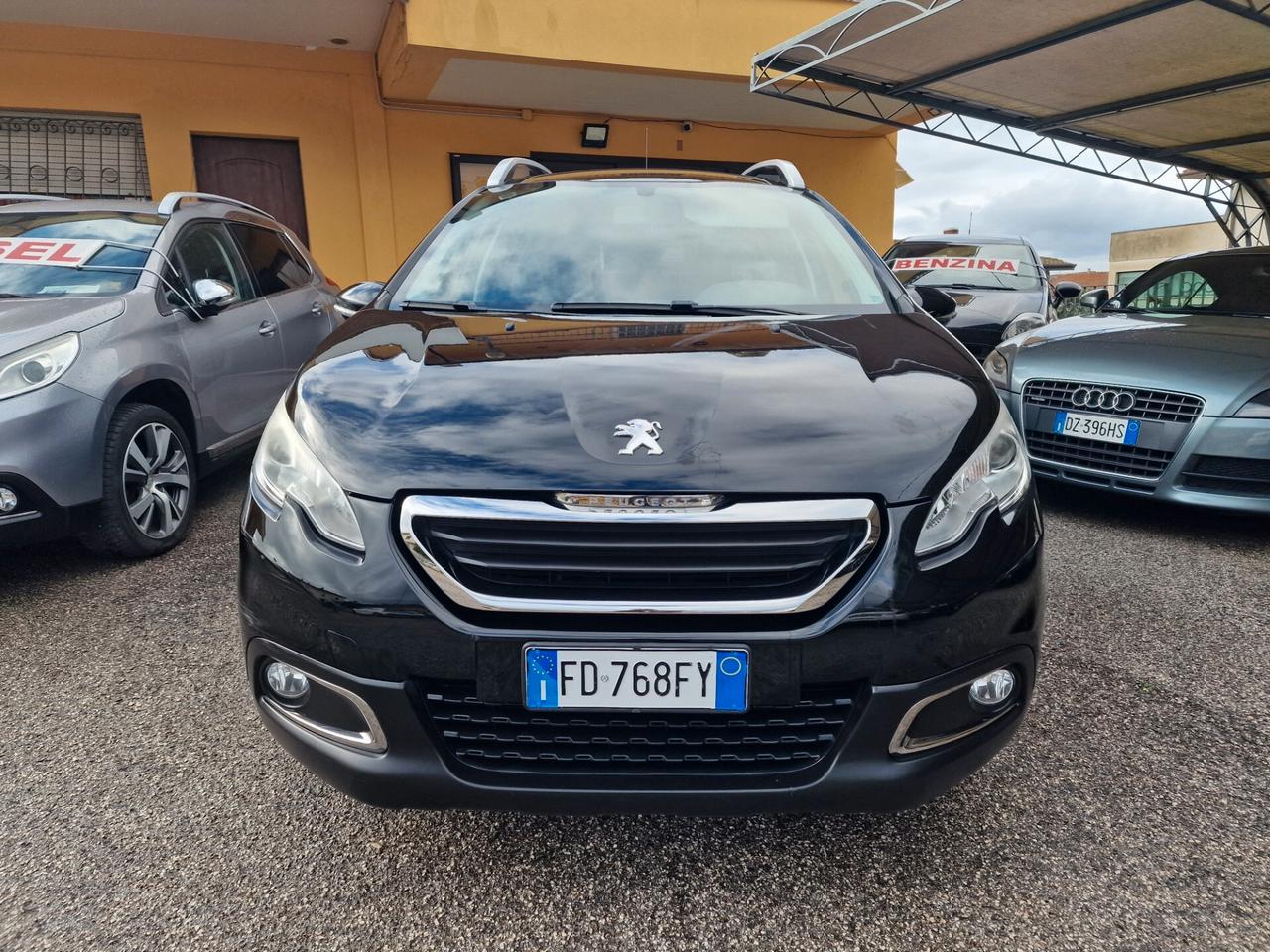 Peugeot 2008 PureTech 82 Allure, 119 mila chilometri