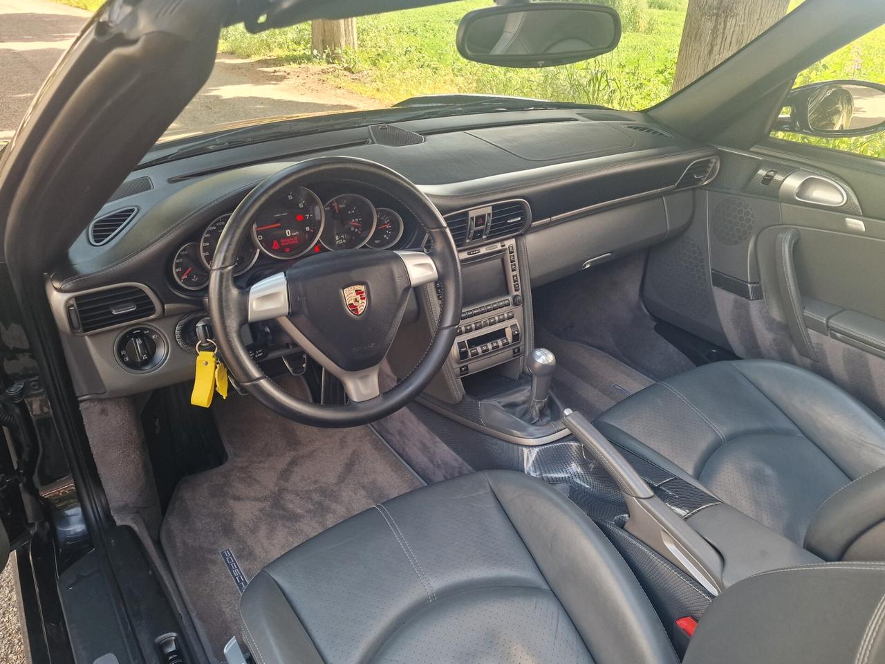 Porsche 911 Carrera Cabriolet