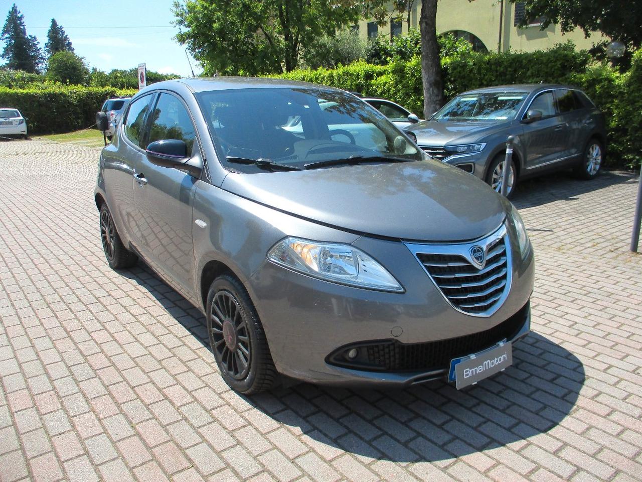 Lancia Ypsilon 5 Porte Ypsilon 1.3 mjt Elefantino Rosa 95cv OK NEOPAT.