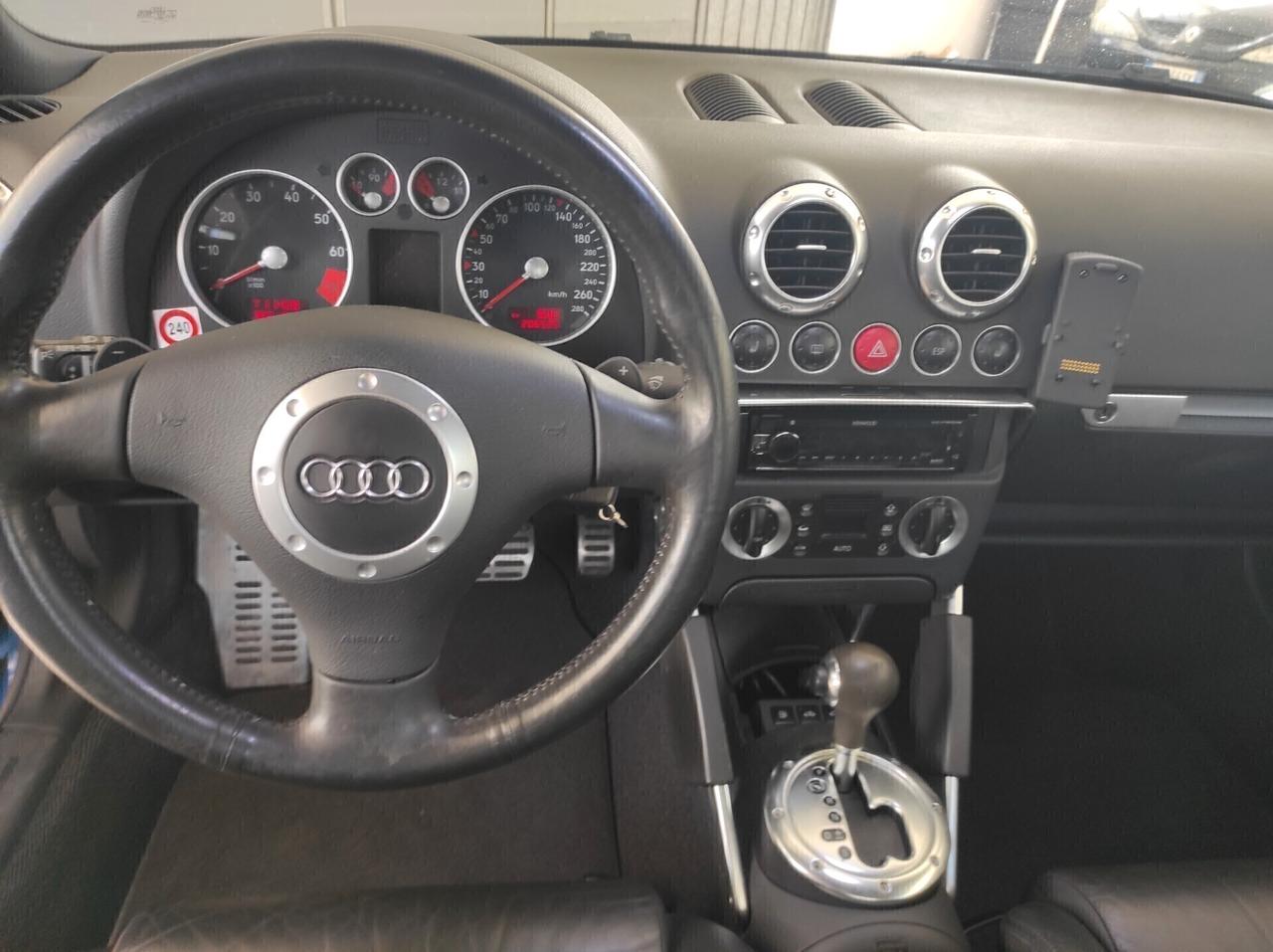 Audi TT Coupé 3.2 V6 cat quattro 250CV DSG