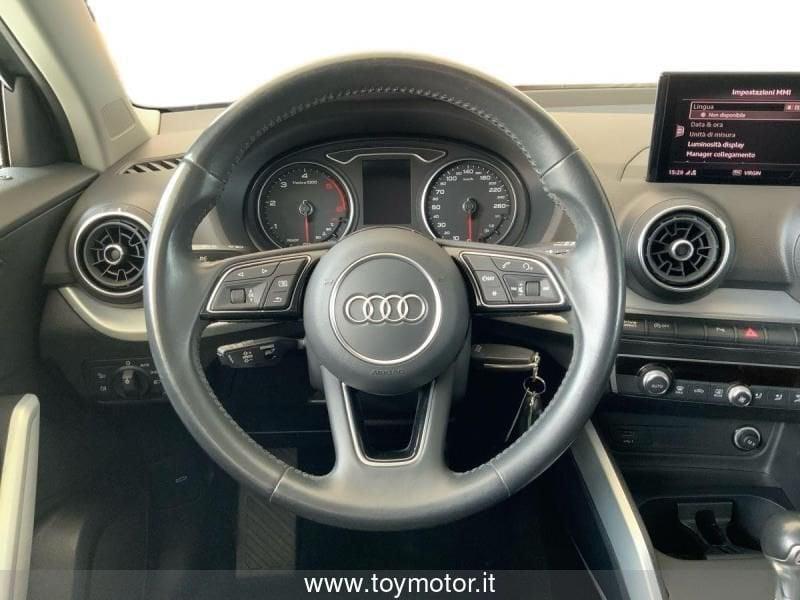 Audi Q2 30 TDI S tronic Identity Black