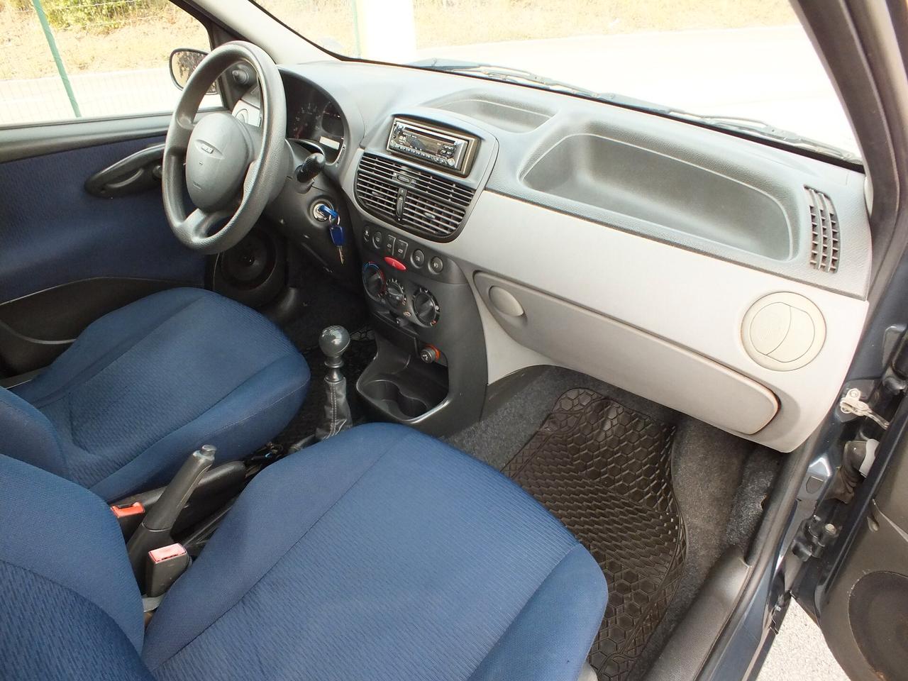 FIAT PUNTO CLASSIC 1.2i 16V UNIPROPRIETARIO