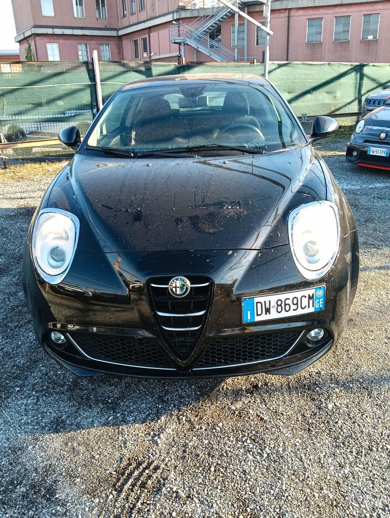 Alfa Romeo MiTo 1.3 JTDm 16V 90 CV Distinctive Sport Pack