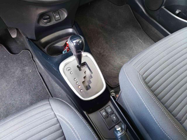 TOYOTA Yaris 1.5 Hybrid 5 porte Trend "Red Edition"