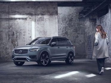 VOLVO XC90 B5 (d) AWD Geartronic 7 posti R-design TETTO PANOR
