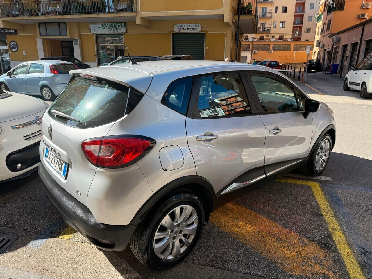 Renault Captur 0.9 90 CV Energy R-Link 63.500 KM