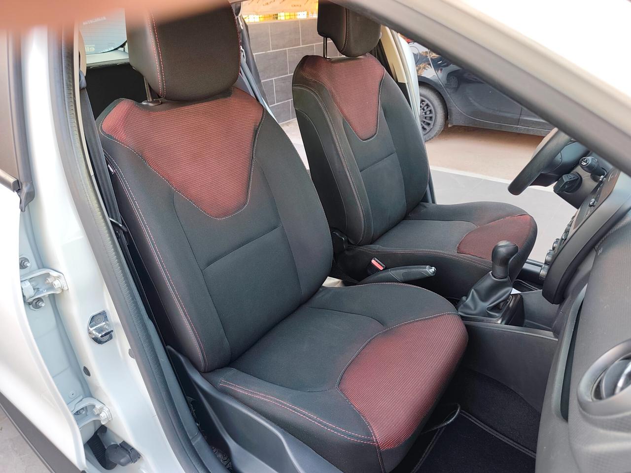 Renault Clio 1.2 BENZINA E GPL DI SERIE