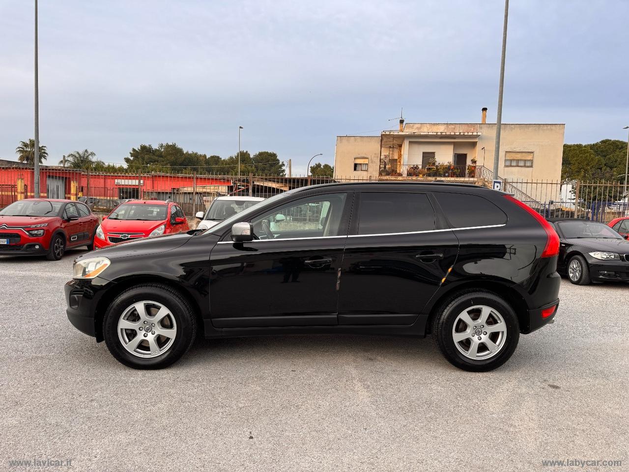 VOLVO XC60 D4 Geartronic Momentum