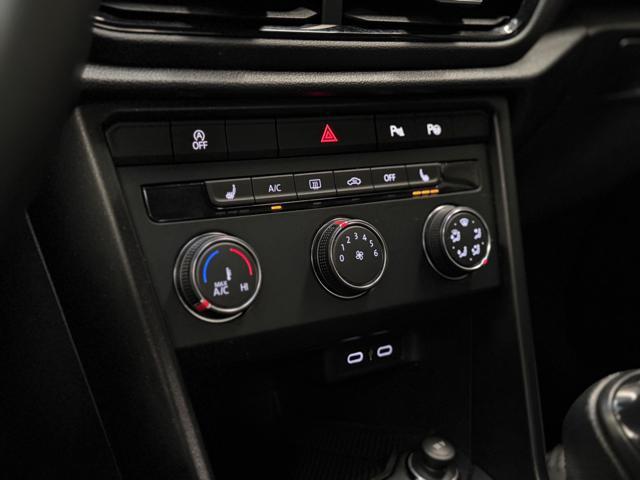VOLKSWAGEN T-Roc 1.0 TSI