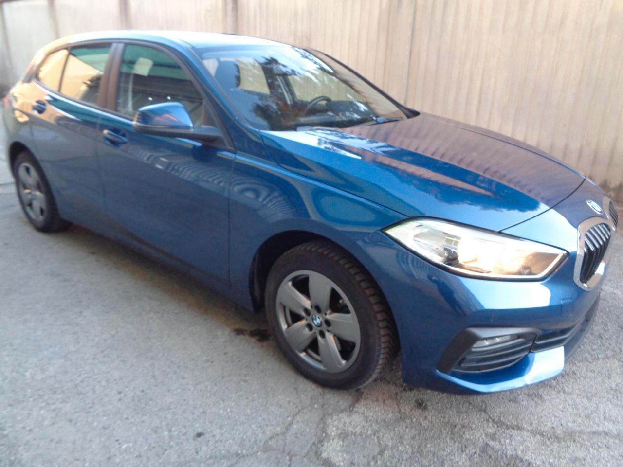 Bmw 116 116d 5p. Business Advantage