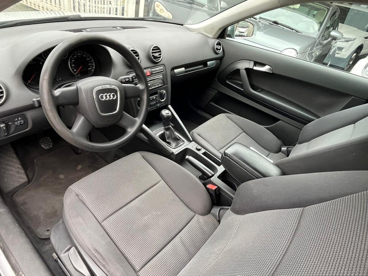 AUDI A3 2.0 16V TDI ATTRACTION