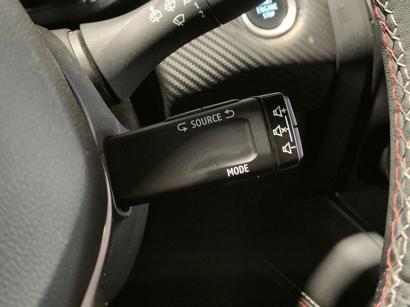 Renault Captur Plug-in Hybrid E-Tech 160cv RS Line