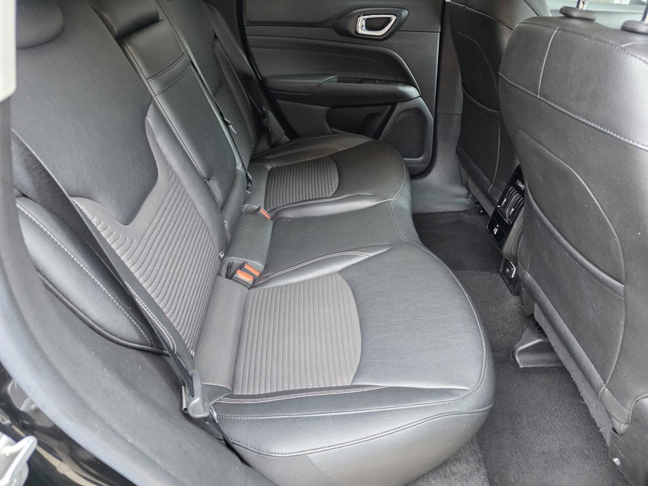 Jeep Compass 1.6 Multijet 130 Cv Limited+Fari Led+Retrocamera+Cerchi 18 ( Senza Vincoli Finanziari )