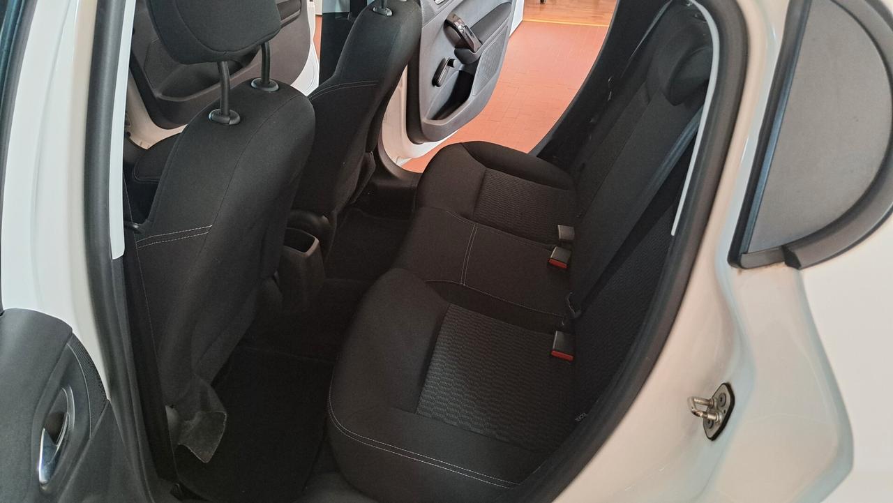 Peugeot 208 PureTech 82 5 porte Active OK NEO PATENTATI