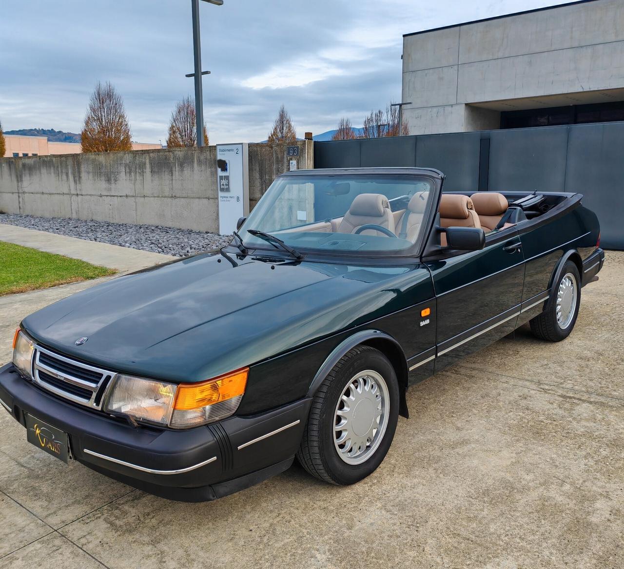 Saab 900 EP Cabriolet (Magnifica)
